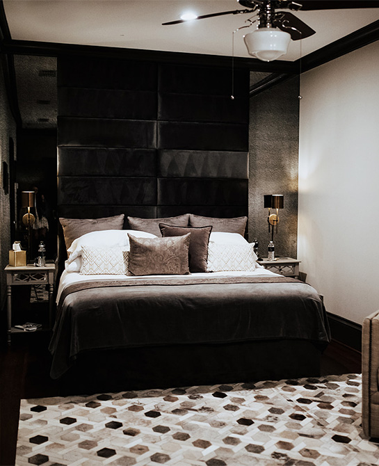 Luxurious Texas Room - Eastham Suite a perfect Weekend Getaway in Dallas