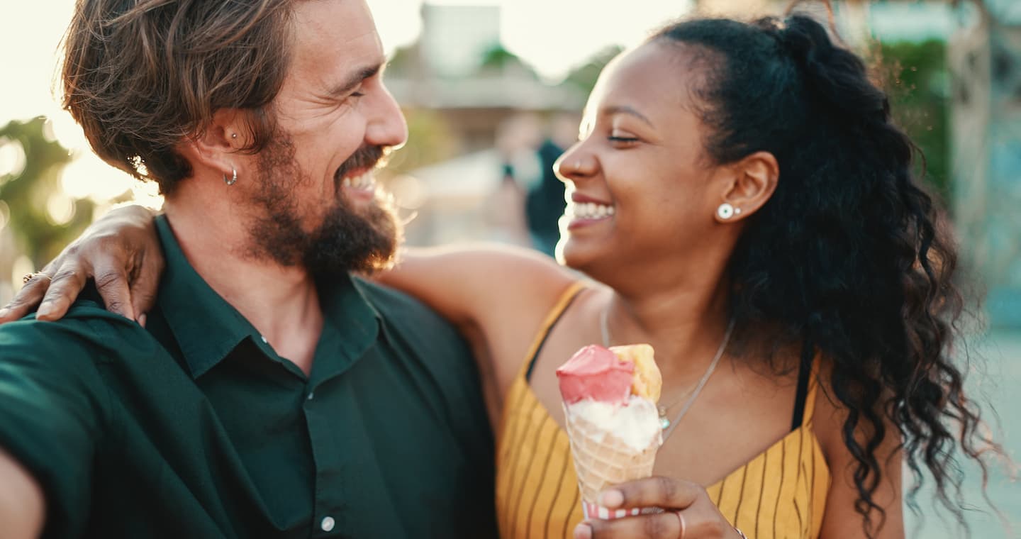 A couple enjoying the best ice cream in Dallas